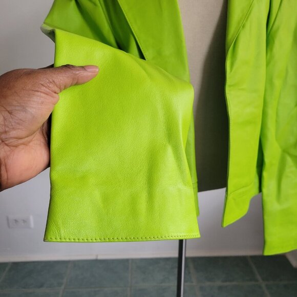 Newport News Women's Lime Green Leather Jacket (Size: 18) - Picture 8 of 14